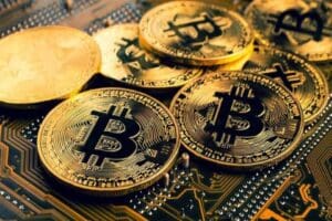 Bitcoin y&uuml;zde 3 değer kaybederek 38 bin 236 dolarla altı