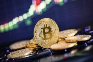 Kripto para birimlerinde salı g&uuml;nk&uuml; işlemlerde sert d&uuml;ş&uuml;şler yaşandı. Bitcoin'in
