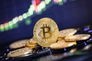 Kripto paraların atası olarak kabul edilen Bitcoin, aylar s&uuml;ren sakin