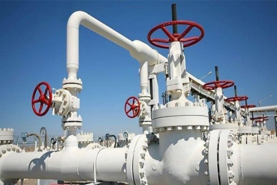 T&uuml;rkiye'den gelen talep &uuml;zerine Azerbaycan'ın 170 milyon metrek&uuml;pl&uuml;k acil durum