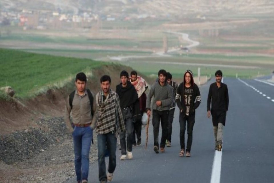 BM’den Afgan göçmenlerle ilgili çağrı : Kapıları açık tutun Taliban'ın Afganistan'da ilerleyişi uluslararası toplumda endişeleri artırırken, Birleşmiş Milletler, olası