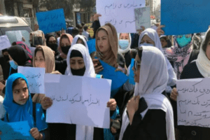 Taliban, Afganistan'da kadın &ccedil;alışanlarının işe gelmesini yasakladıktan sonra Birleşmiş Milletler,