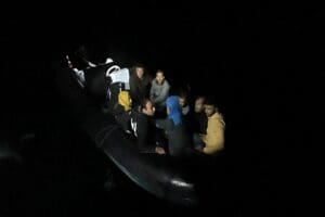 Muğla'nın Bodrum il&ccedil;esinde Yunanistan unsurlarınca T&uuml;rk kara sularına geri itilen