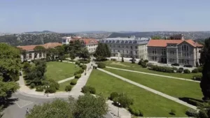 Boğazi&ccedil;i Rekt&ouml;rl&uuml;ğ&uuml; i&ccedil;in başvuracağını a&ccedil;ıklayan ilk isim Prof. Dr. Erhan
