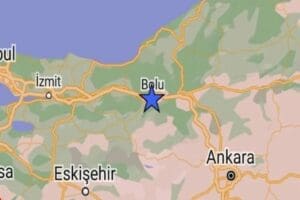 Bolu'da saat 13.55'te 4,8 b&uuml;y&uuml;kl&uuml;ğ&uuml;nde depremin meydana gelmesinin ardından, 19.36'da