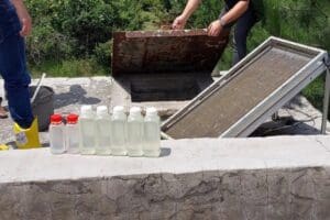 Bolu'da 1 kişinin &ouml;ld&uuml;ğ&uuml; 141 kişinin de hastanelere kaldırıldığı zehirlenme