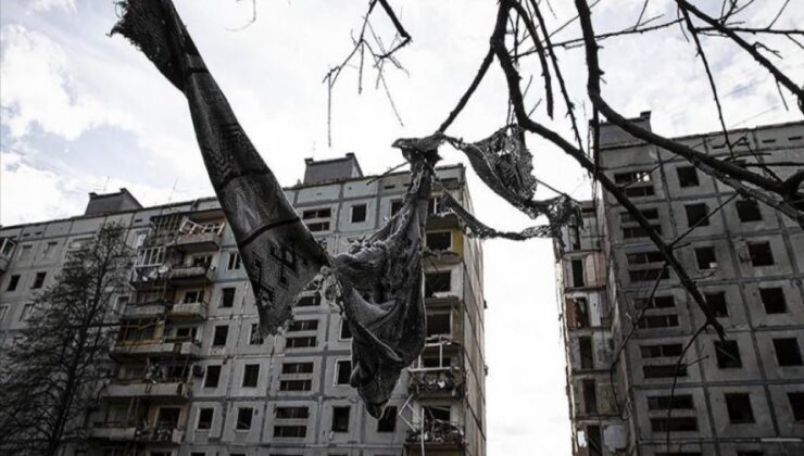 Bombardıman atındaki Kiev'de altyapı çöktü: Başkent tahliye edilebilir
