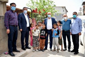 İhtiya&ccedil; sahibi ailelere Ramazan Ayı&rsquo;na &ouml;zel hazırladığı; gıda kolisi ve