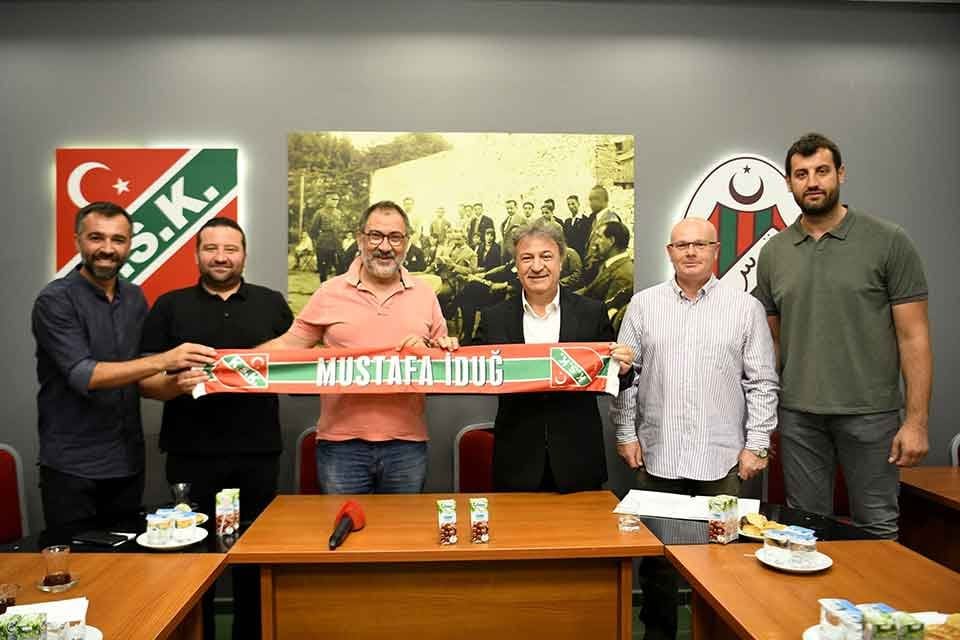 T&uuml;rkiye Basketbol Erkekler 1. Ligi&rsquo;nde m&uuml;cadele eden Bornova Belediyesi Karşıyaka'da