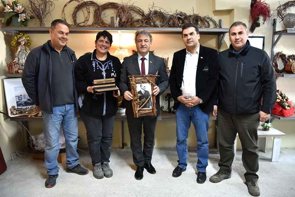 Bornova Belediyesi Işıkkent&rsquo;teki Birinci Sınıf Atık Getirme Merkezi&rsquo;nde topladığı atıkları