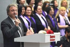 8 Mart D&uuml;nya Emek&ccedil;i Kadınlar G&uuml;n&uuml; Bornova&rsquo;da birbirinden anlamlı etkinliklerle