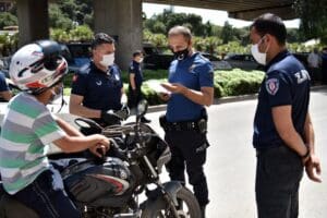 Koronavir&uuml;s salgınının başından beri il&ccedil;edeki t&uuml;m kurumlarla işbirliği i&ccedil;inde &ccedil;alışan