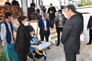 Bornova Belediyesi&rsquo;nden epilepsi hastası ve ortopedik engele sahip &ccedil;ocukları i&ccedil;in