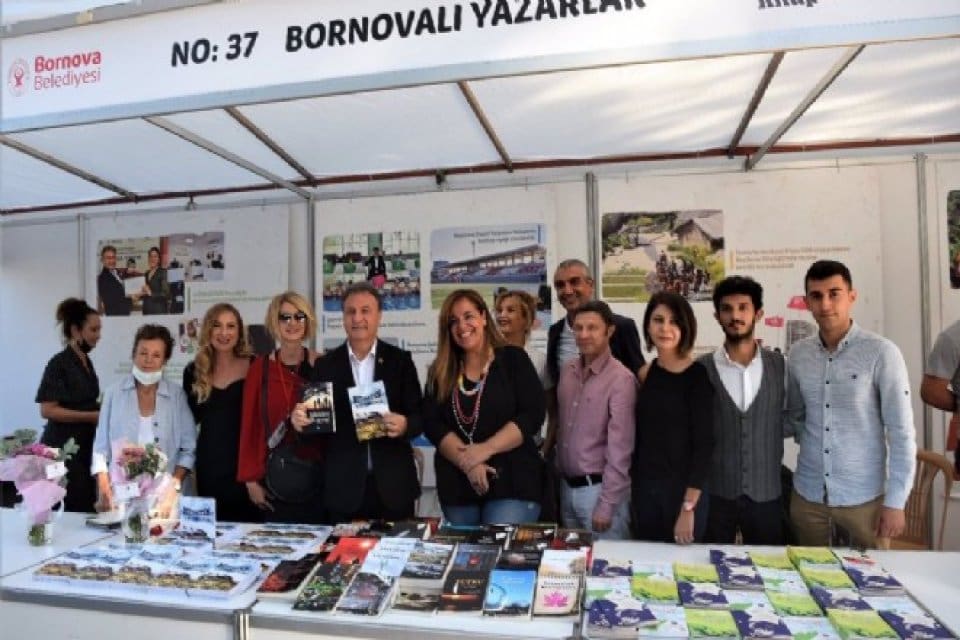 Bornova Belediyesi tarafından &lsquo;Bornova Belediyesi 3. Kitap G&uuml;nleri&rsquo; adı ile