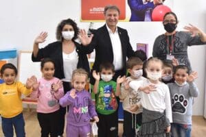 Bornova Belediyesi, &ouml;ğrencilerin yarıyıl tatillerini değerlendirmeleri ve keyifli zaman ge&ccedil;irmeleri