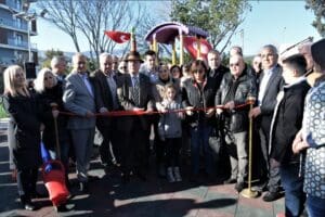 İzmir&rsquo;in eski siyaset&ccedil;ilerinden olan ve 2020 yılında hayata veda eden&nbsp;