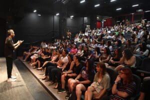 Bornova Belediyesi, zorlu YKS s&uuml;recinden sonra &uuml;niversite tercih aşamasına gelen
