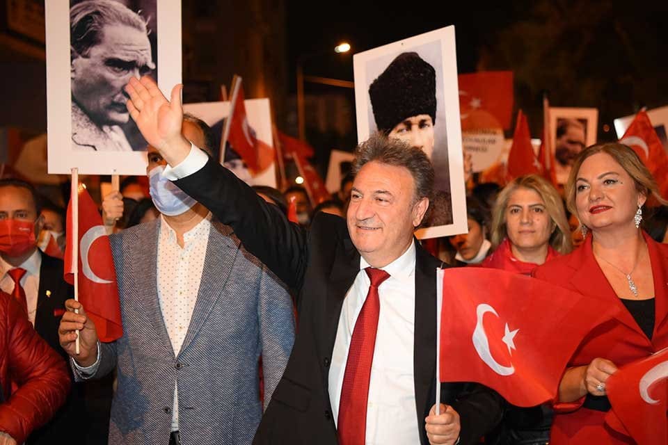 Bornova Belediyesi, 2021 yılında birbirinden renkli etkinlikler, kurs, tiyatro ve