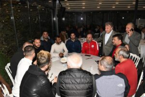 Bornova Belediye Başkanı Dr. Mustafa İduğ, CHP tarafından d&uuml;zenlenen Roman