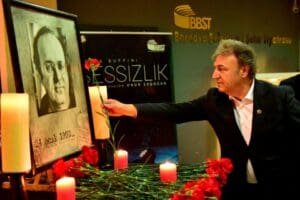 1993 yılında uğradığı suikast sonucu &ouml;ld&uuml;r&uuml;len duayen Gazeteci &ndash; Yazar