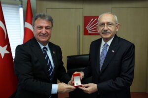 Bornova Belediye Başkanı Dr. Mustafa İduğ, Meclis &uuml;yeleri ve muhtarlarla