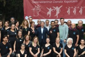 Bornova Belediyesi Halk Dansları Festivali&rsquo;ne hazırlanıyor. B&uuml;y&uuml;kpark, &Ccedil;amdibi ve Pınarbaşı&rsquo;nda