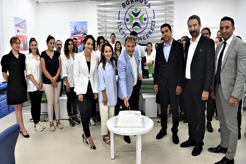 Bornova Belediyesi, hizmetleri vatandaşların istediği gibi şekillendirmek i&ccedil;in birebir g&ouml;r&uuml;şme