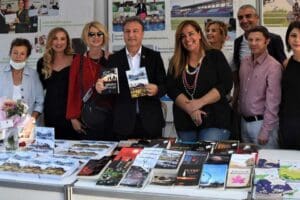 &nbsp; &nbsp; İzmir&rsquo;in en uzun s&uuml;reli ve en geniş katılımlı