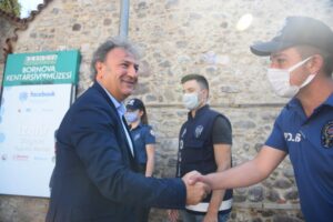 Bornova b&uuml;rokrasisi ve siyasiler, Bornova Kaymakamı Fatih Genel&rsquo;in &ccedil;ağrısıyla Dramalılar