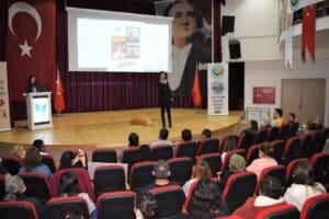Bornova Belediyesi, g&uuml;n&uuml;m&uuml;z&uuml;n en &ouml;nemli sağlık sorunlarından biri olan diyabete,