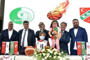 Bornova Belediyespor'un T&uuml;rkiye Basketbol 1. Liginde m&uuml;cadele eden basketbol takımı,
