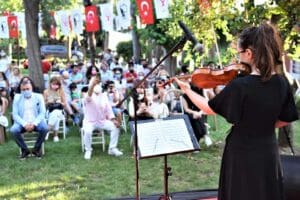 Yaz aylarına a&ccedil;ıkhava etkinlikleri ile merhaba diyen Bornova Belediyesi, D&uuml;nya