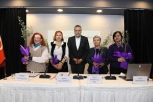Bornova Belediyesi Kadın Yazarlar Derneği işbirliği ile &ldquo;8 Mart Kadın