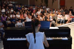 Bornova Belediyesi, yaz aylarına konserler serisi ile merhaba demeye hazırlanıyor.