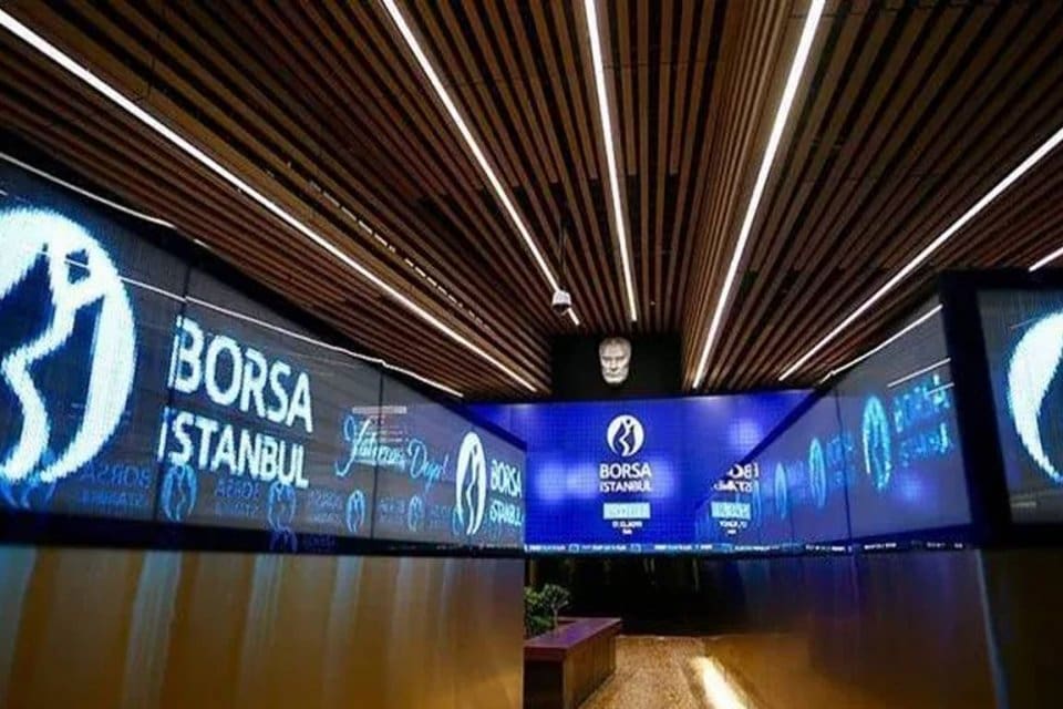 Borsa İstanbul'da BIST 100 endeksi, y&uuml;zde 0,83 değer kaybederek g&uuml;n&uuml;