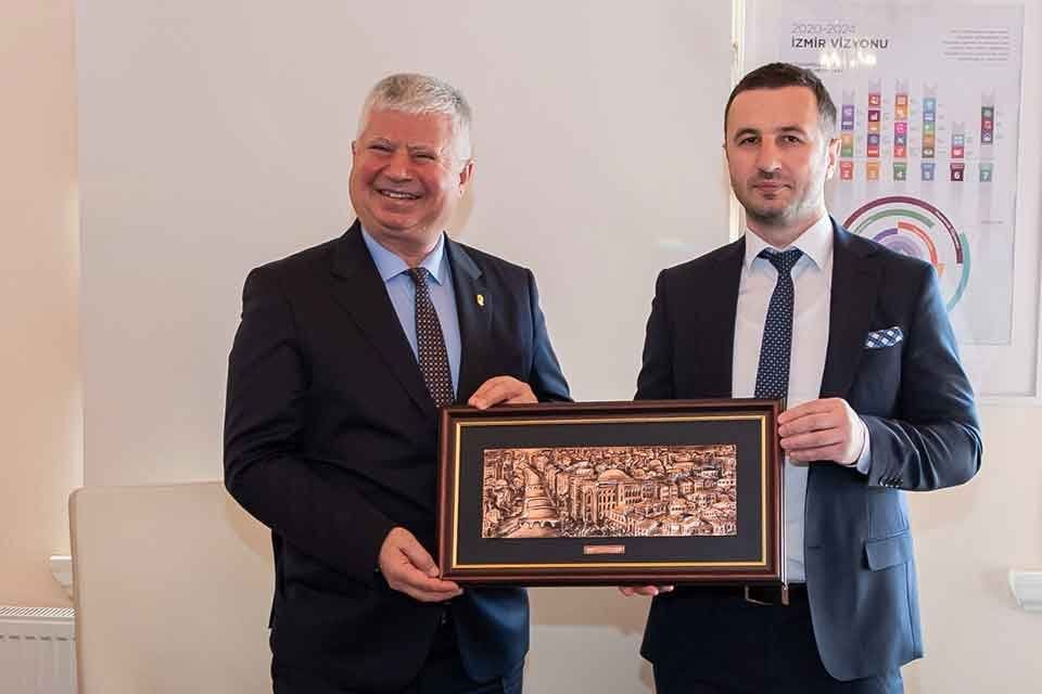 İzmir B&uuml;y&uuml;kşehir Belediyesi Başkan Vekili Mustafa &Ouml;zuslu Bosna Hersek&rsquo;in Saraybosna