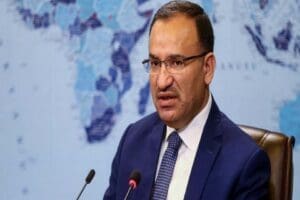 Şanlıurfa'dan AK Parti milletvekili adayı olan Bozdağ, partisinin Se&ccedil;im İrtibat