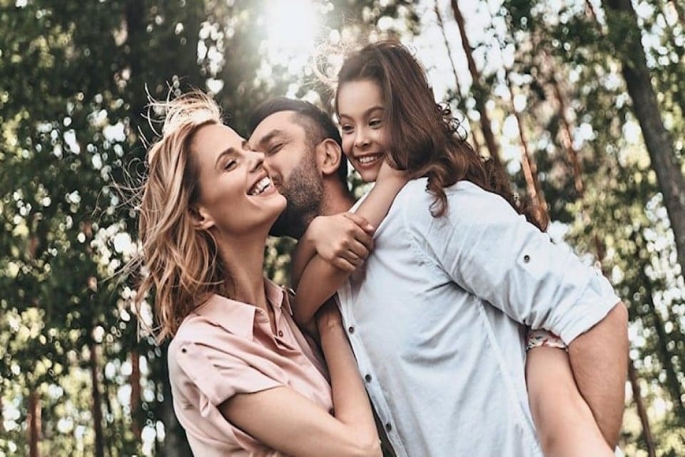 Adalet Bakanı Bekir Bozdağ, "Aile, T&uuml;rk toplumunun temelidir ve eşler