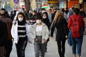 Avrupa'yı etkisi altına alan &ccedil;&ouml;l tozlarının hafta sonundan itibaren T&uuml;rkiye'ye