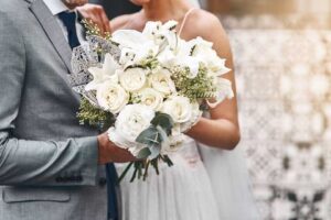 D&uuml;ğ&uuml;nler i&ccedil;in verilen izin uzun s&uuml;redir planlarını erteleyen binlerce &ccedil;ift,