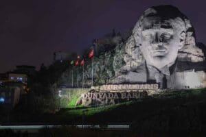 BUCA Belediyesi, T&uuml;rkiye&rsquo;nin en b&uuml;y&uuml;k, d&uuml;nyanın ise 10&rsquo;uncu b&uuml;y&uuml;k r&ouml;lyef