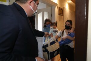 Buca Belediyesi, 2020’nin son günlerinde yaşama merhaba diyen Bucalı bebeklere