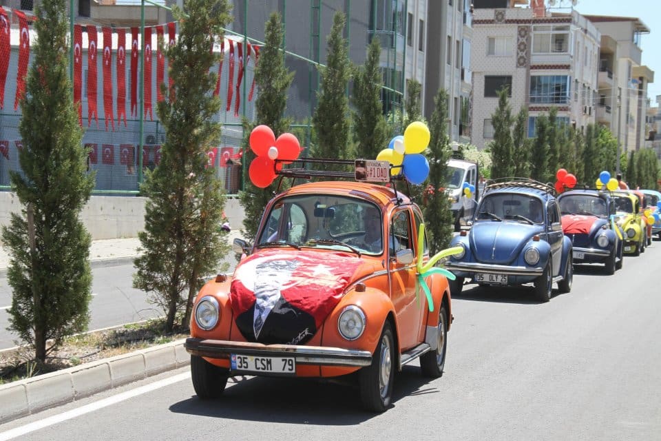 19 Mayıs Atat&uuml;rk&rsquo;&uuml; Anma Gen&ccedil;lik ve Spor Bayramı Buca&rsquo;da birbirinden