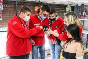 HER yıl on binlerce sokak hayvanına kucak a&ccedil;an Buca Belediyesi,