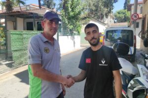 Buca Belediyesi Park ve Bahçeler Müdürlüğü’nde çalışan Serkan Akdoğan, Mustafa