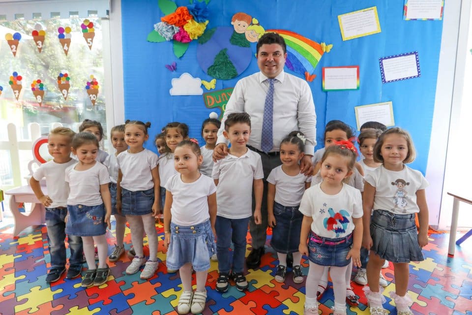 ​Maddi&nbsp;olanakları sınırlı ailelerin &ccedil;ocuklarının okul &ouml;ncesi eğitimden uzak kalmaması i&ccedil;in