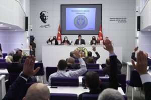 Buca Belediyesi, olağanüstü meclis toplantısıyla ilçenin temizlik çalışmalarındaki kaderini değiştirecek