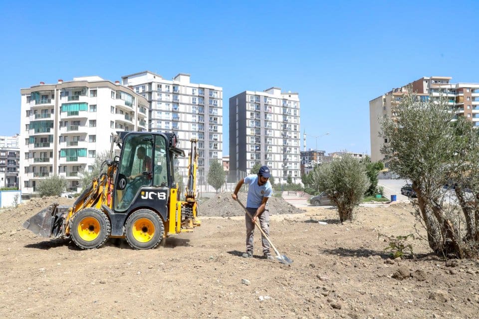 T&uuml;rkiye&rsquo;nin en kalabalık il&ccedil;elerinden biri olan Buca&rsquo;da yeşil alan oranını