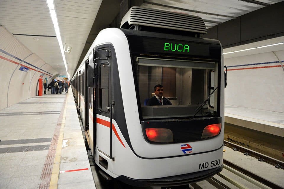İzmir B&uuml;y&uuml;kşehir Belediyesi, 1 milyar Euro&rsquo;yu aşan b&uuml;t&ccedil;esiyle kent tarihinin