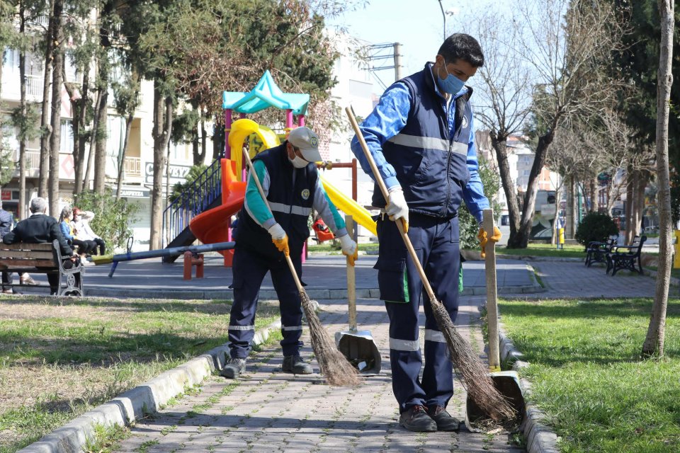 Buca Belediyesi, yaklaşan bahar g&uuml;nlerinde hemşehrilerin rahat rahat nefes almaları